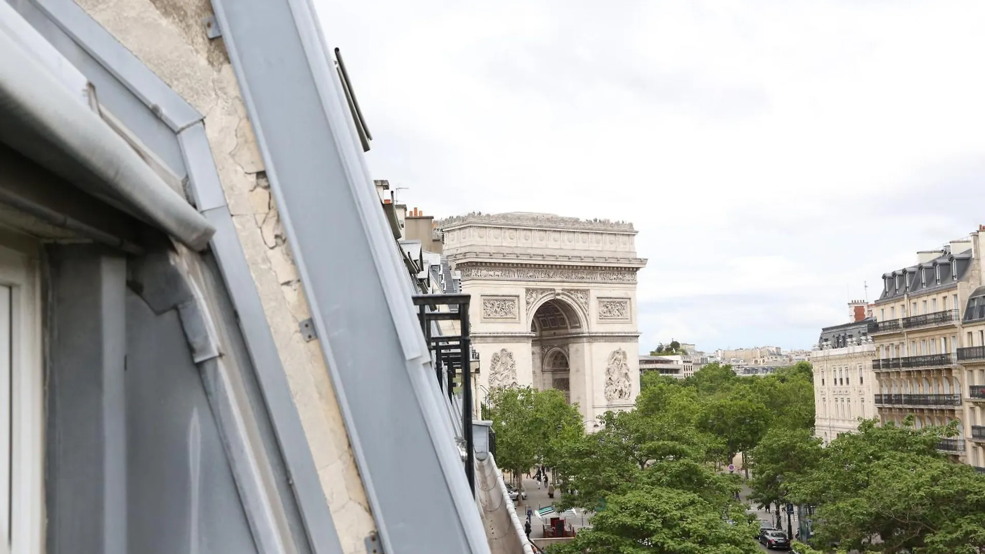 Stella Etoile Paris