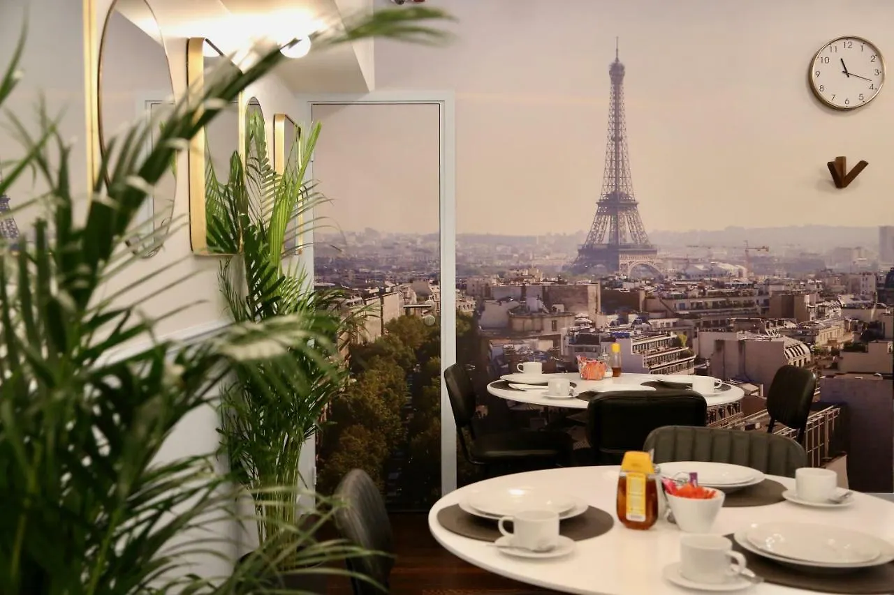 Stella Etoile Paris